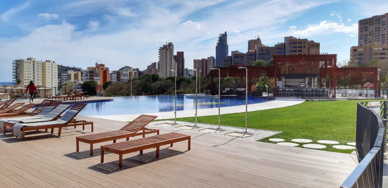 Sunset Drive Apartments 베니돔 외부 사진