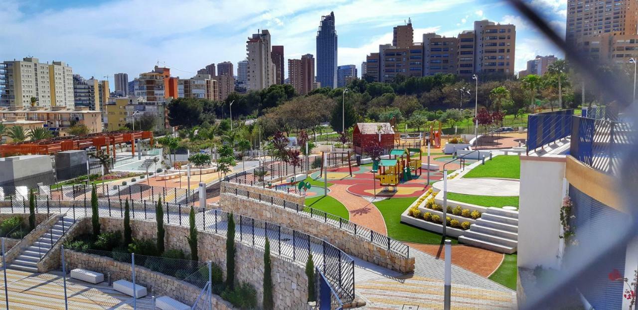 Sunset Drive Apartments 베니돔 외부 사진